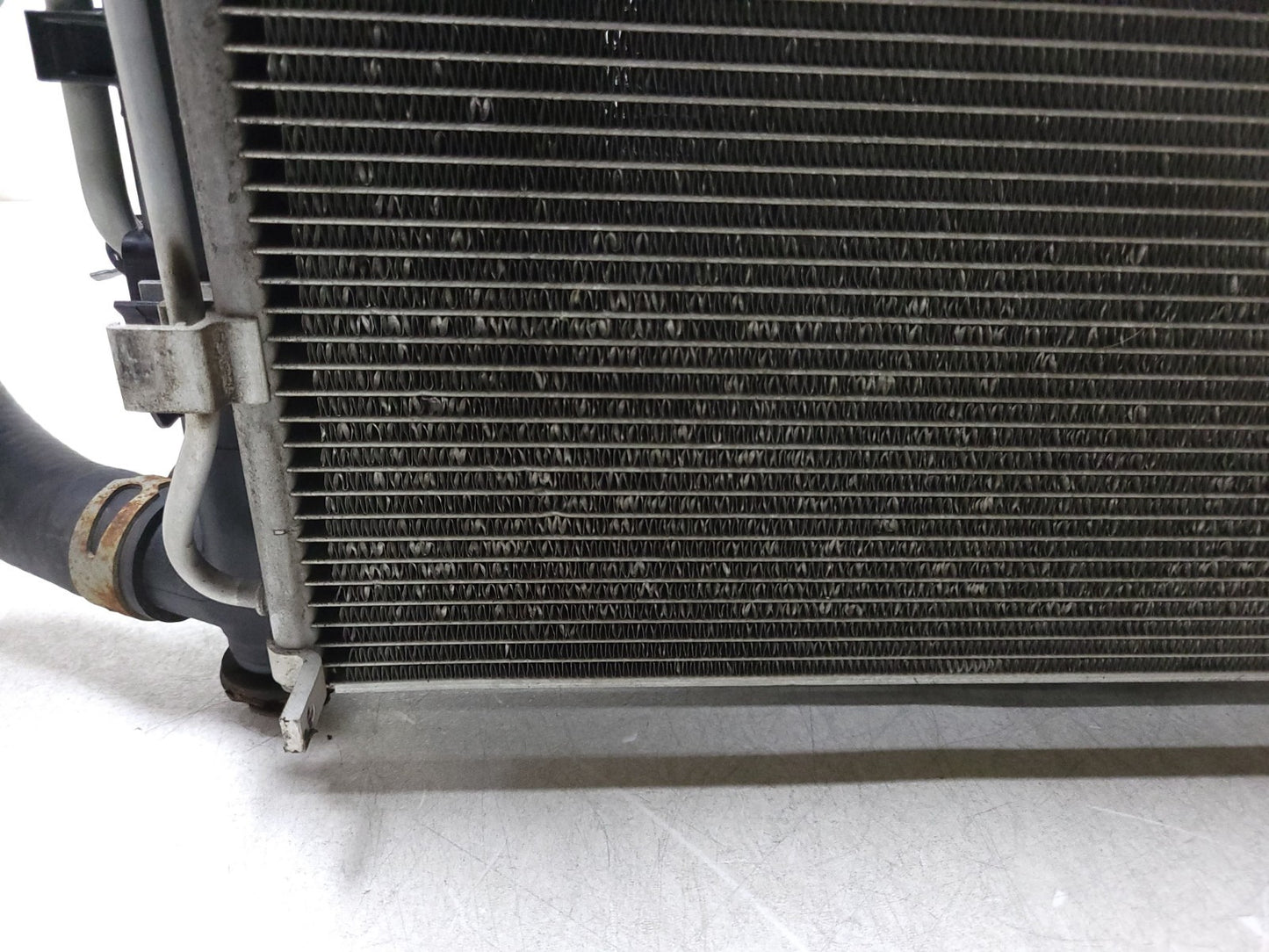 12 13 14 15 16 17 Hyundai Accent Radiator Fan AC Condenser OEM