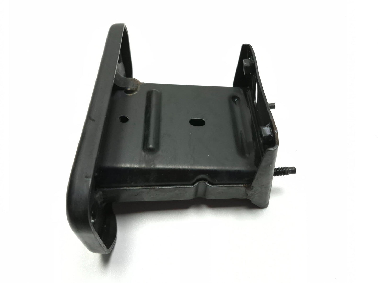 2020 Infiniti Q50 Front Reinforcement Bar Bracket Left & Right Pair OEM