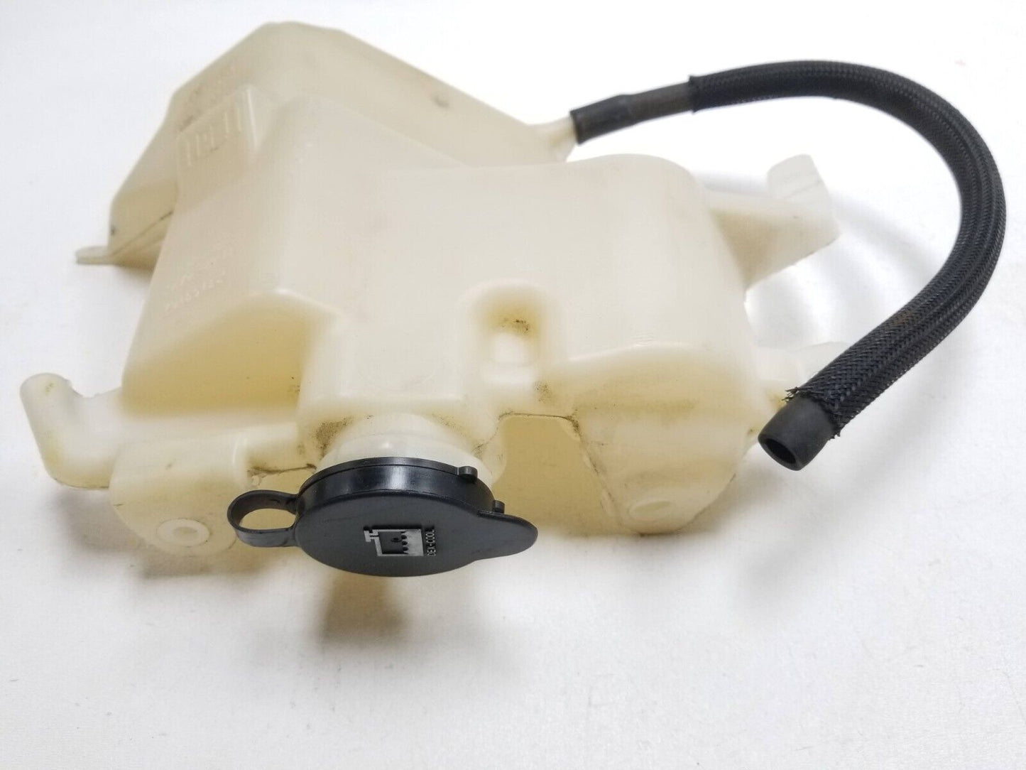 13 14 15 16 GMC Acadia Radiator Overflow Coolant Reservoir Tank OEM
