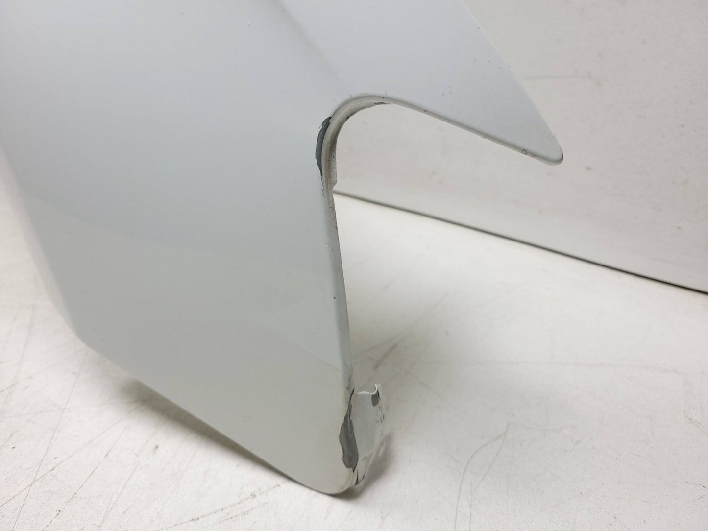 2009 Audi A4 Fender Passenger Side Right OEM *t9 Ibis White*
