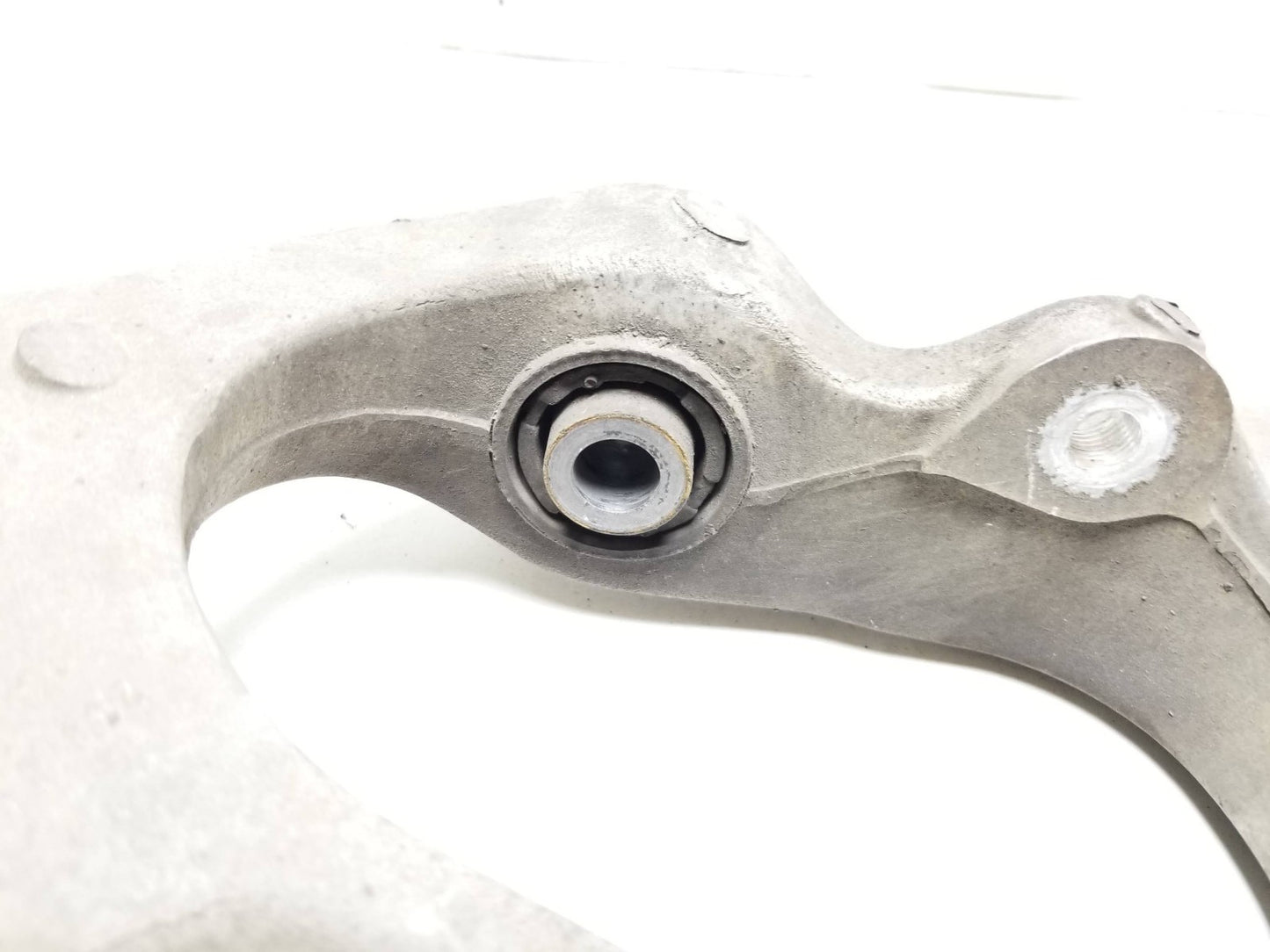 2012 Jeep Grand Cherokee Control Arm Rear Passenger Side Right OEM