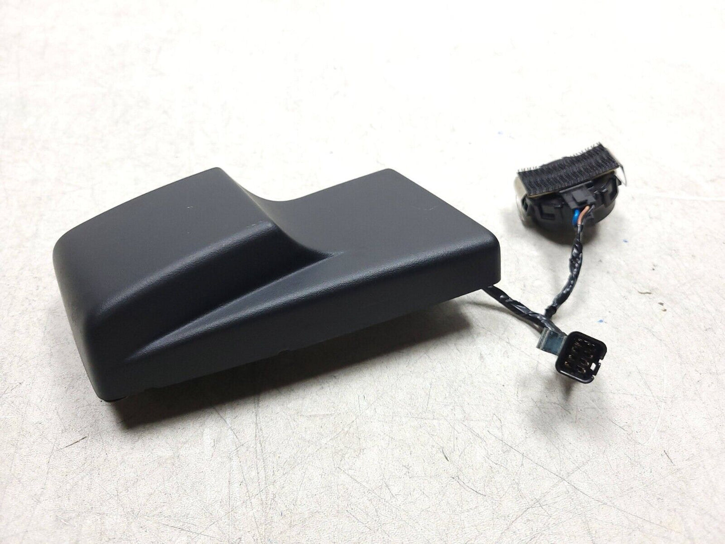 10-12 Lincoln MKT Windshield Line Keep Camera W/ Rain Sensor OEM