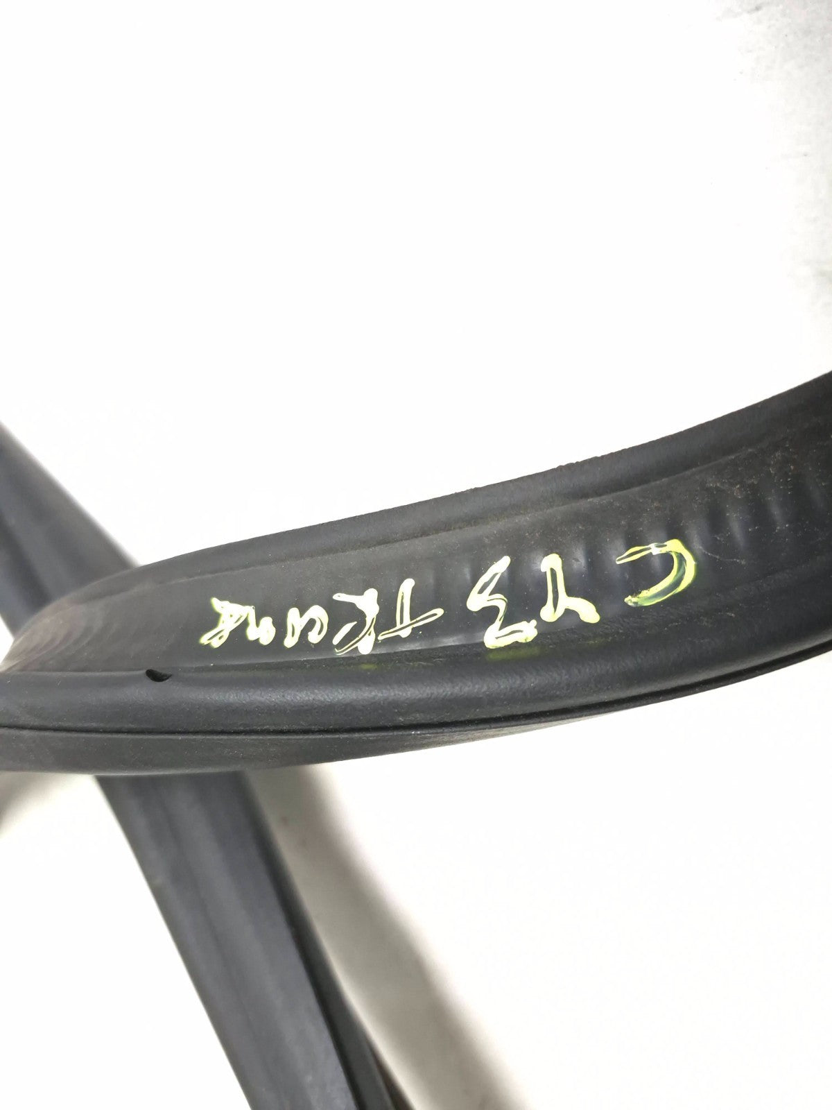 2011 Volkswagen Tiguan Tailgate Trunk Weatherstrip Seal OEM