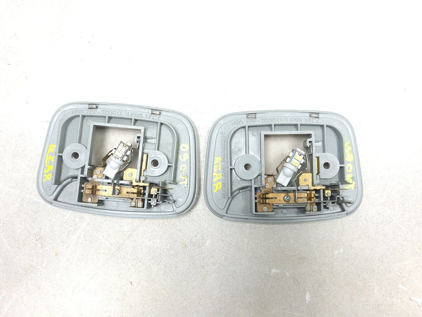 2007-2013 Mitsubishi Outlander Interior Dome Light Lamp 2pcs OEM