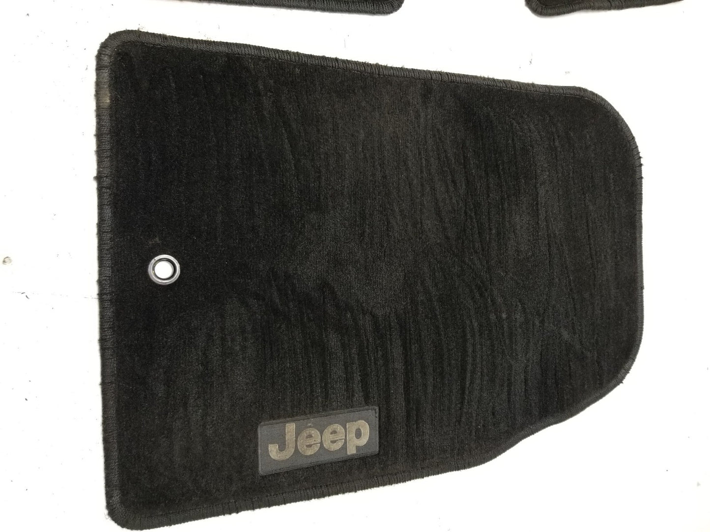 2012 Jeep Grand Cherokee Floor Carpet Mat 3pcs  OEM