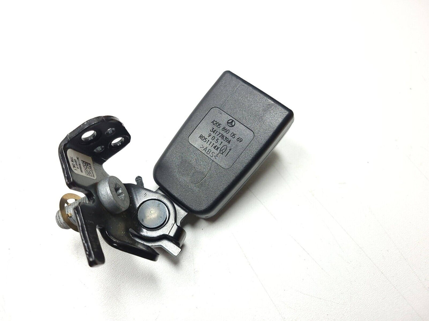 2015-2020 Mercedes C300 W205 Rear Seat Belt Buckle 3pcs OEM