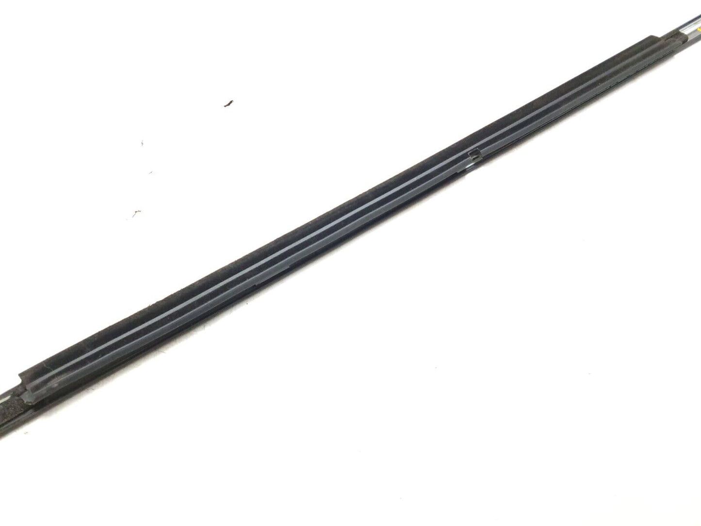 11-19 Chrysler 300 Front Door Wheatherstrip Seal Driver Side Left OEM