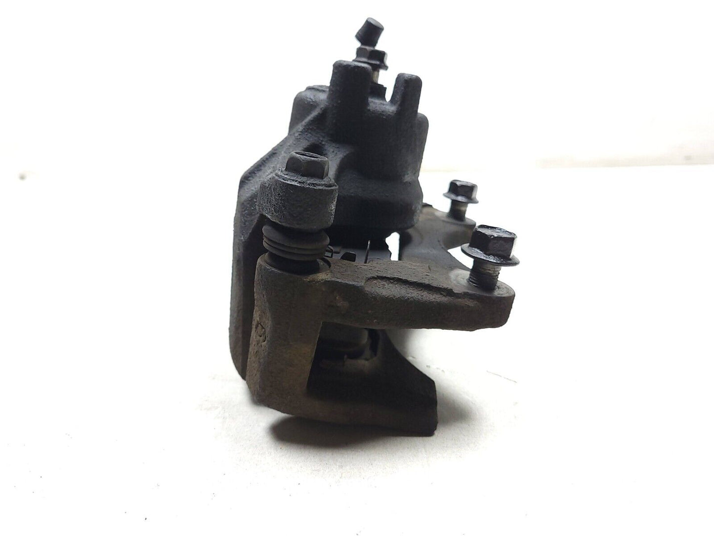 07 - 13 Mitsubishi Outlander Brake Caliper Front Passenger Side Right OEM