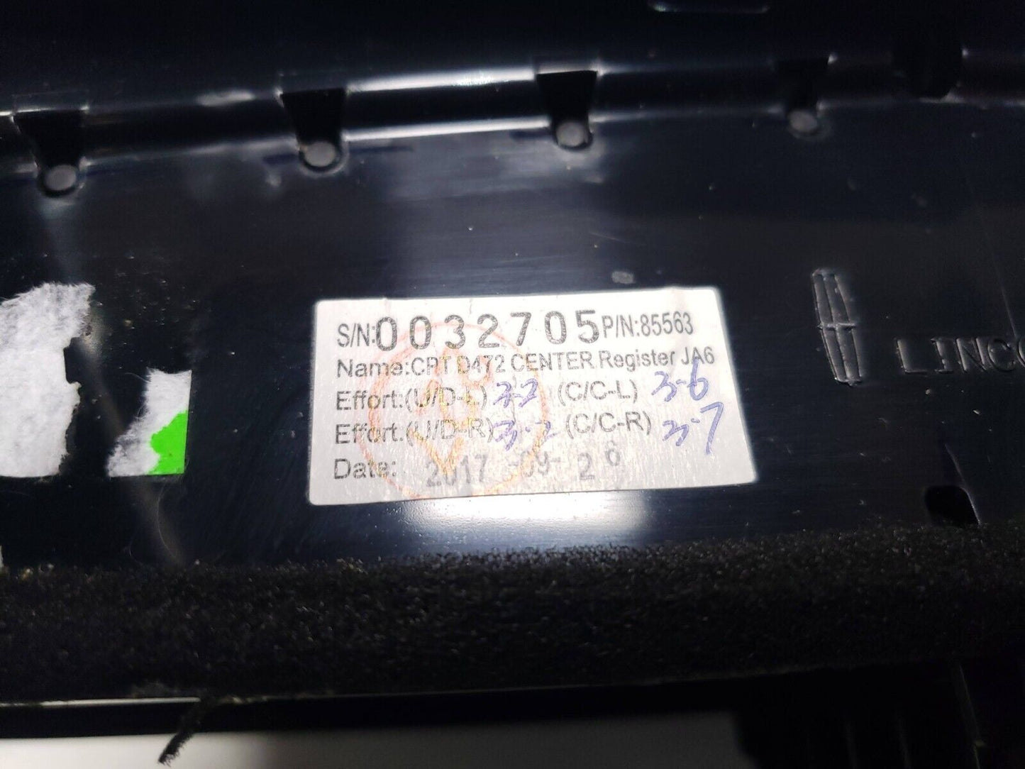 2010-2019 Lincoln MKT Radio Display Center Dash Trim Bezel W/ Air Vents OEM