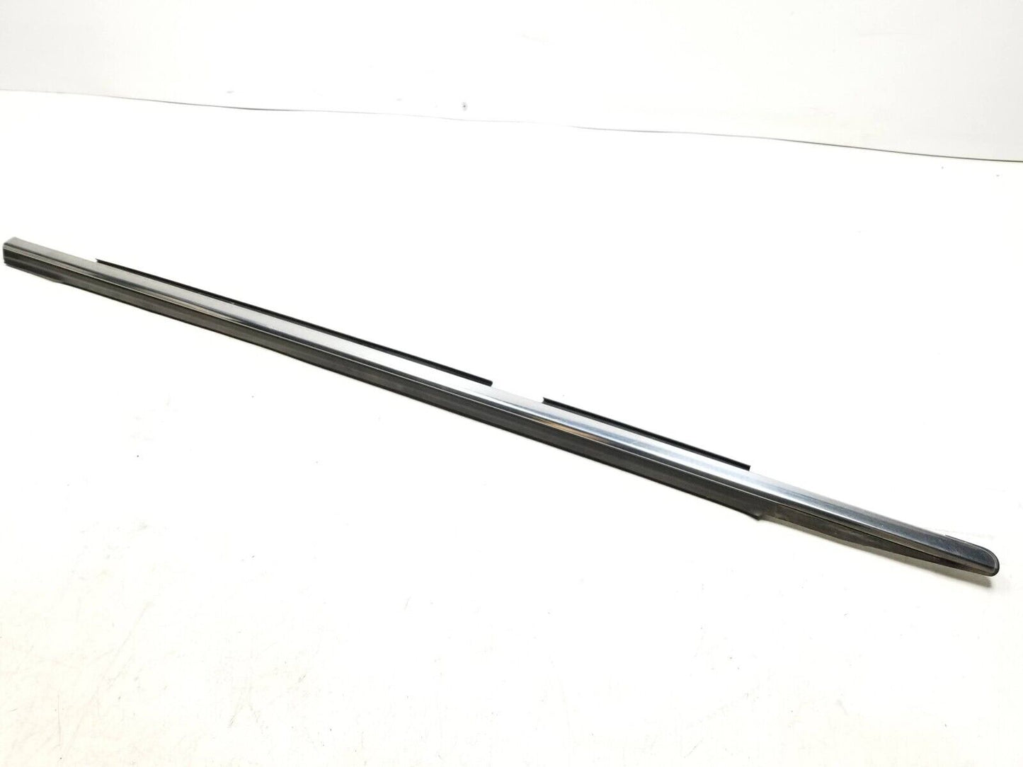 11-14 Chrysler 200 Sedan Window Belt Seal Chrome Front Driver Side Left OEM
