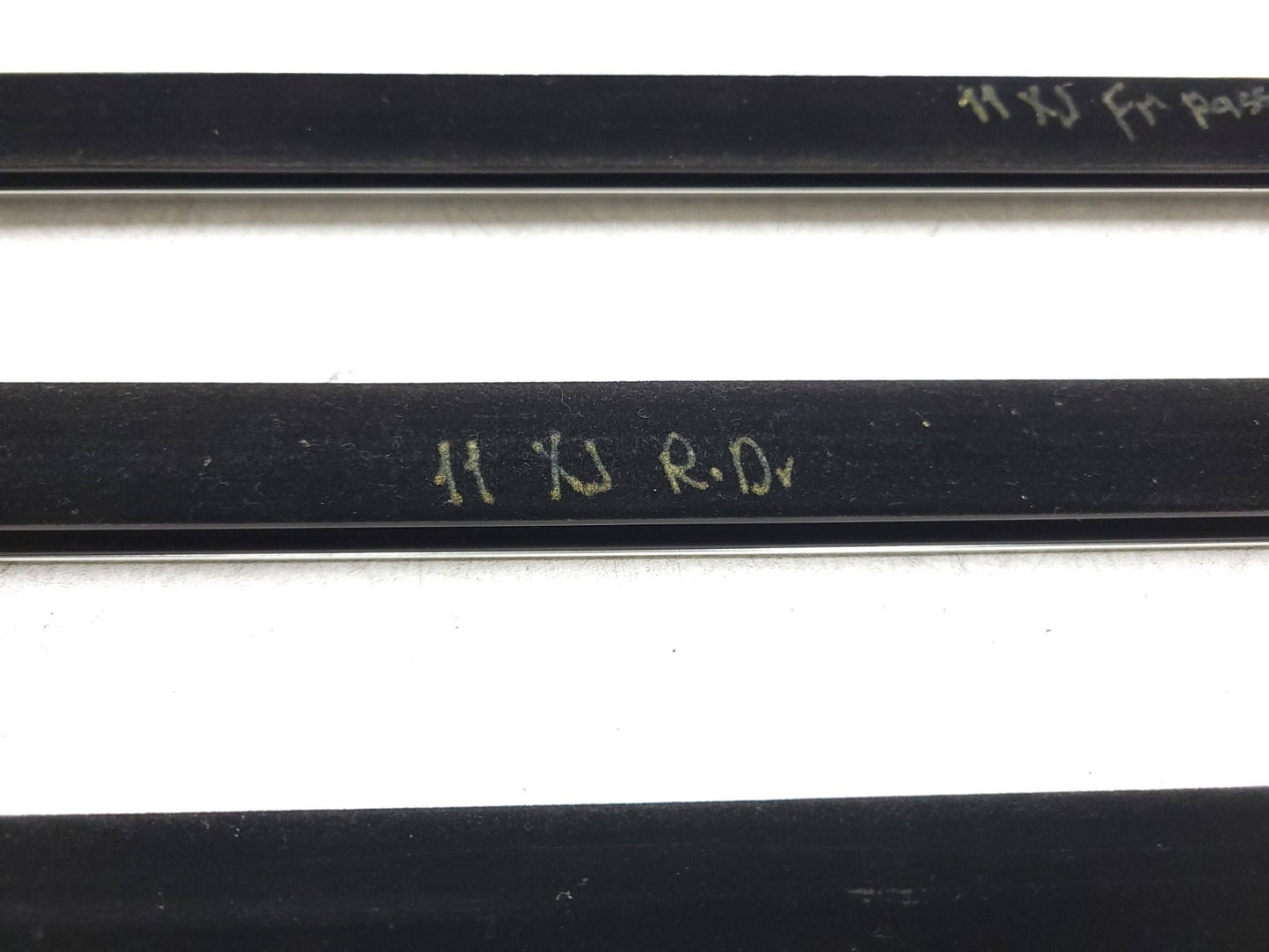 2010 - 2019 Jaguar XJ Door Glass Belt Seal Molding Set 4 OEM