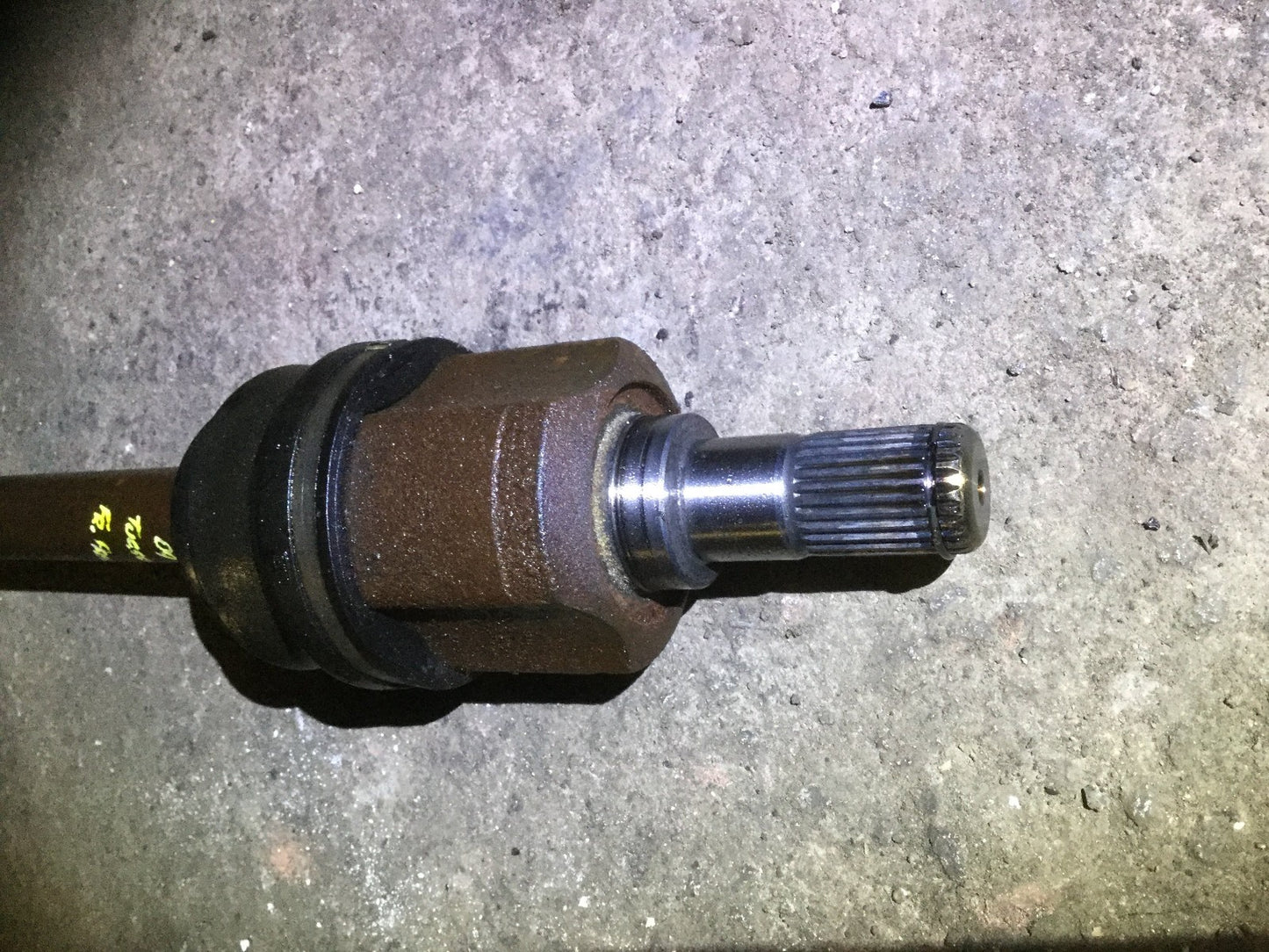 05 06 07 08 09 Hyundai Tucson 2.0l FWD At Front Axle Shaft Right Pass Side OEM