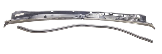 10 - 13 Ford Transit Connect Front Windshield Wiper Cowl Trim OEM