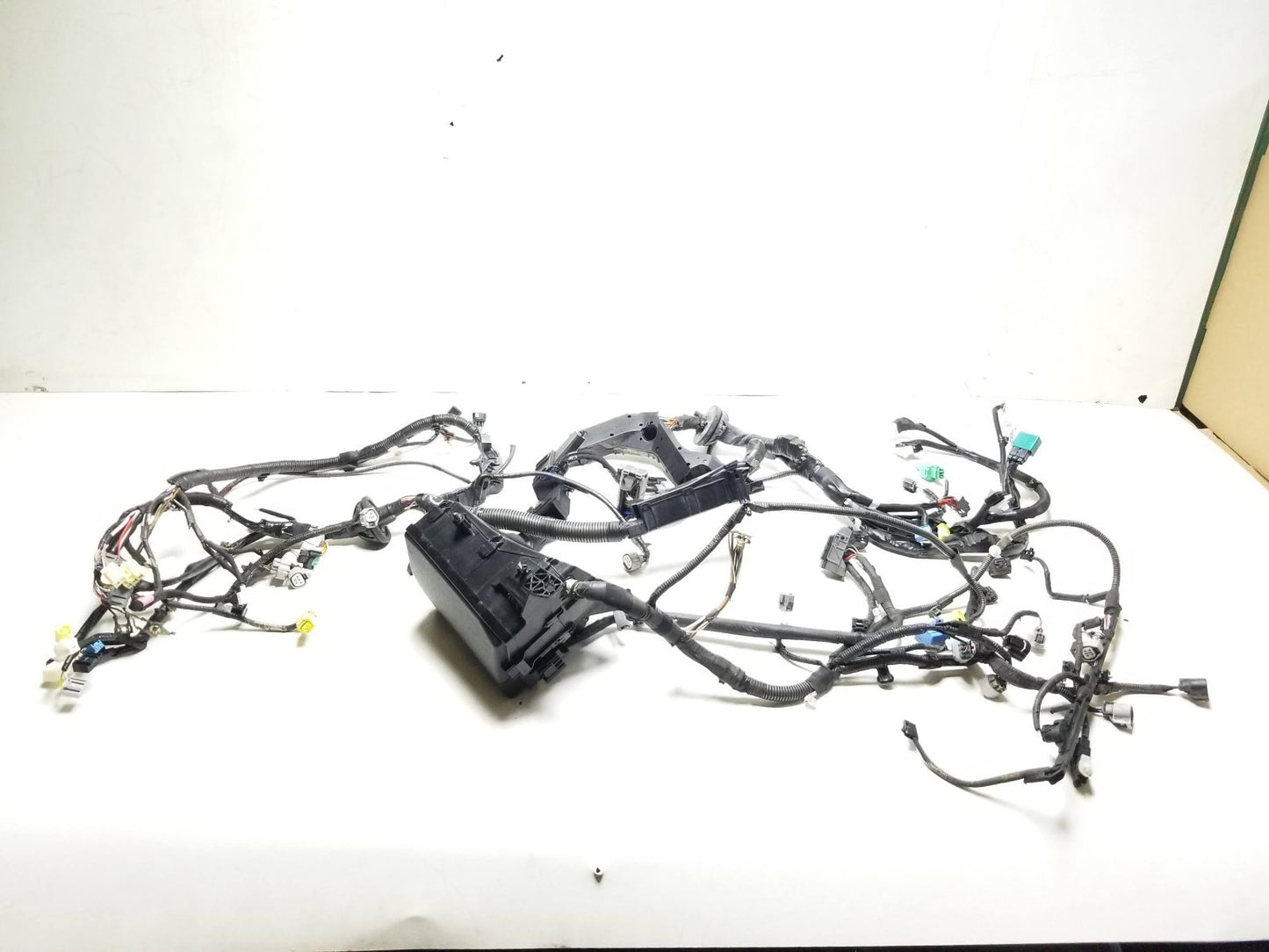 11-17 Lexus CT200h Fuse Box Wire Harness Oem✅