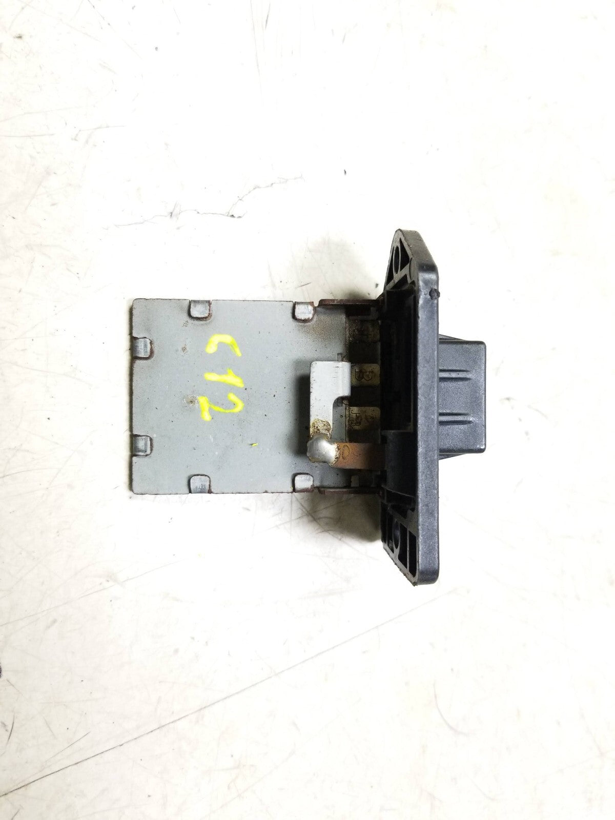 2011 - 2016 Kia Sportage Blower Motor Resistor OEM