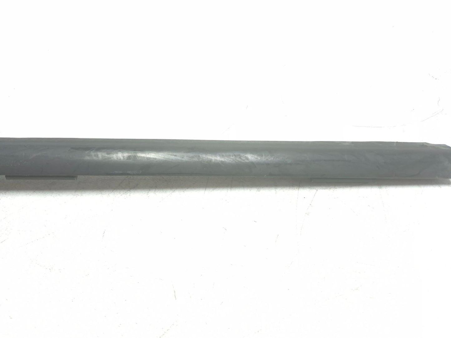 2014 Fiat 500l Door Weatherstrip Front Passenger Side Right OEM