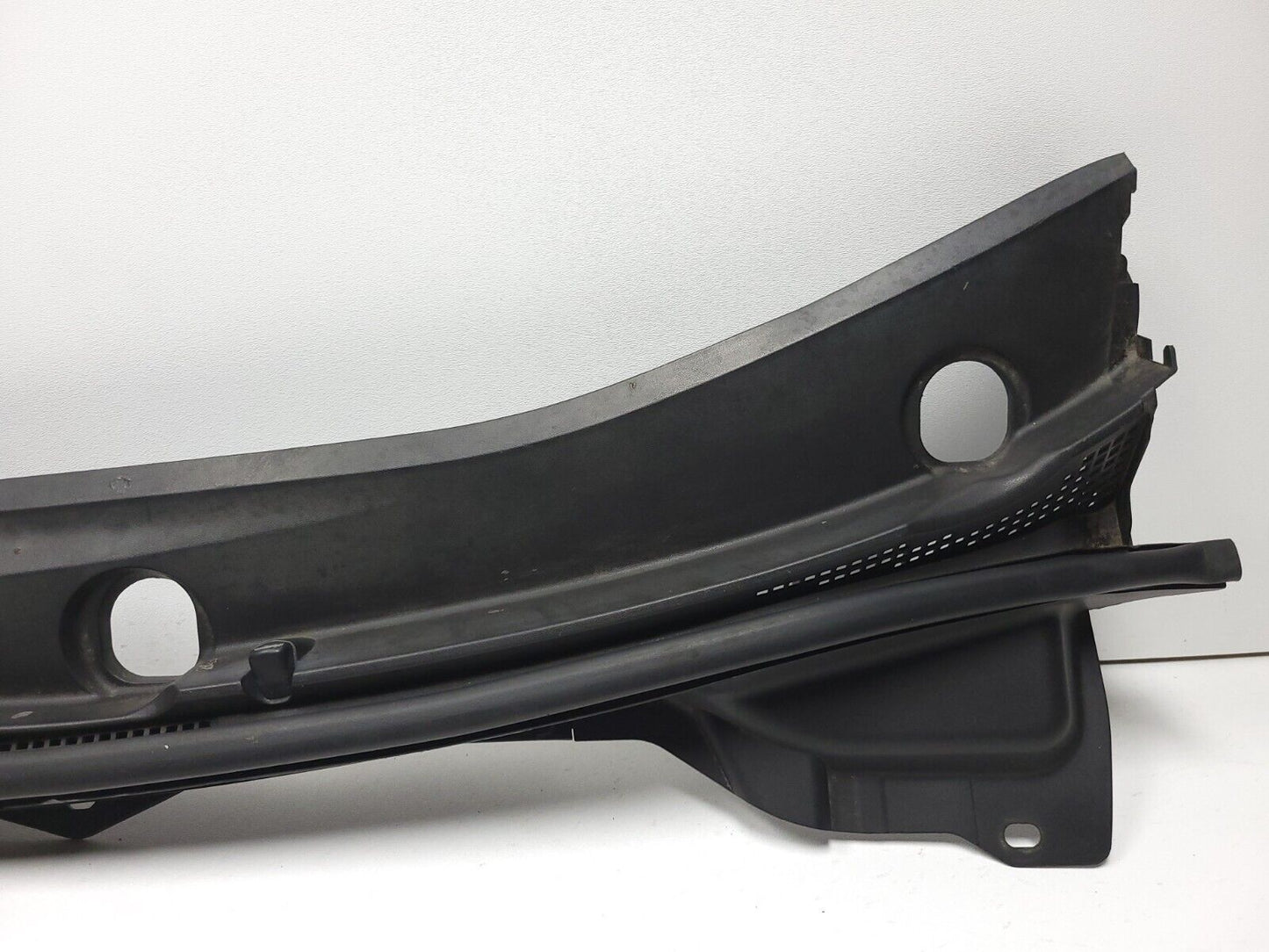2007 - 2012 Mazda Cx-7 Windshield Wiper Cowl Grille Panel OEM