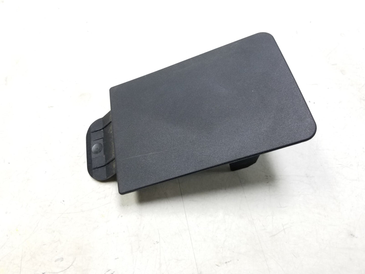 2009 - 2017 Audi Q5 Floor Seat Wiring Connector Cap Cover Left & Right OEM