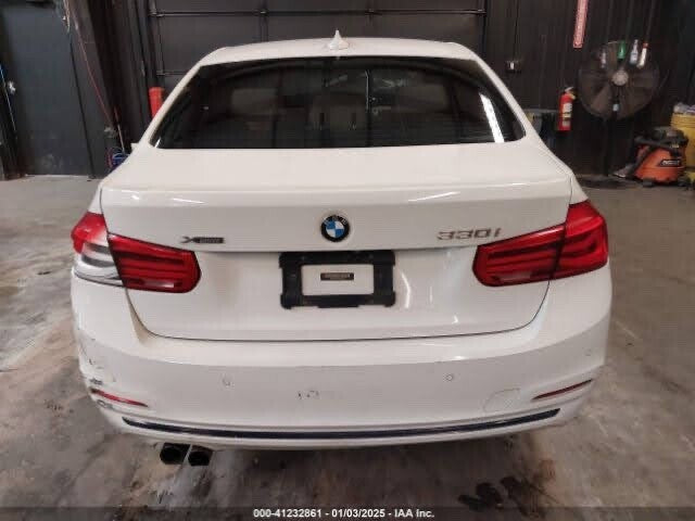 2012 - 2018 BMW 330xi F30 Rear Fender Liner Splash Passenger Side Right OEM