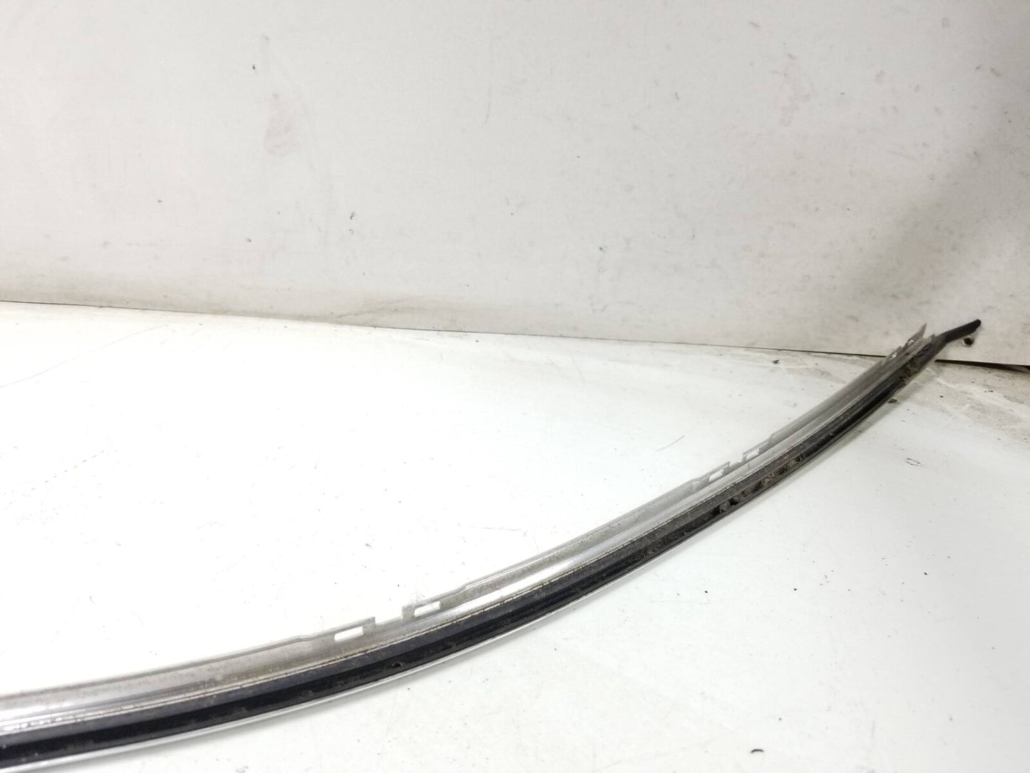 2009 - 2012 Audi Q5 Exterior Roof Trim Molding OEM
