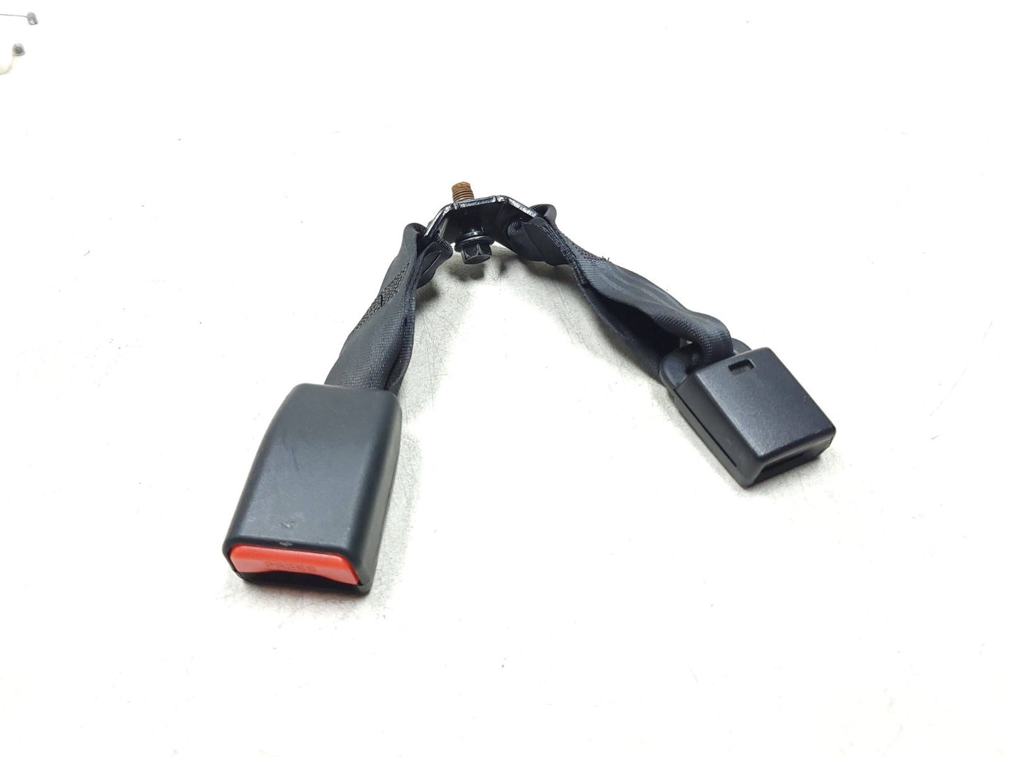 2012-2017 Hyundai Accent Sedan Rear Seat Belt Buckle 89830-1r500ry0