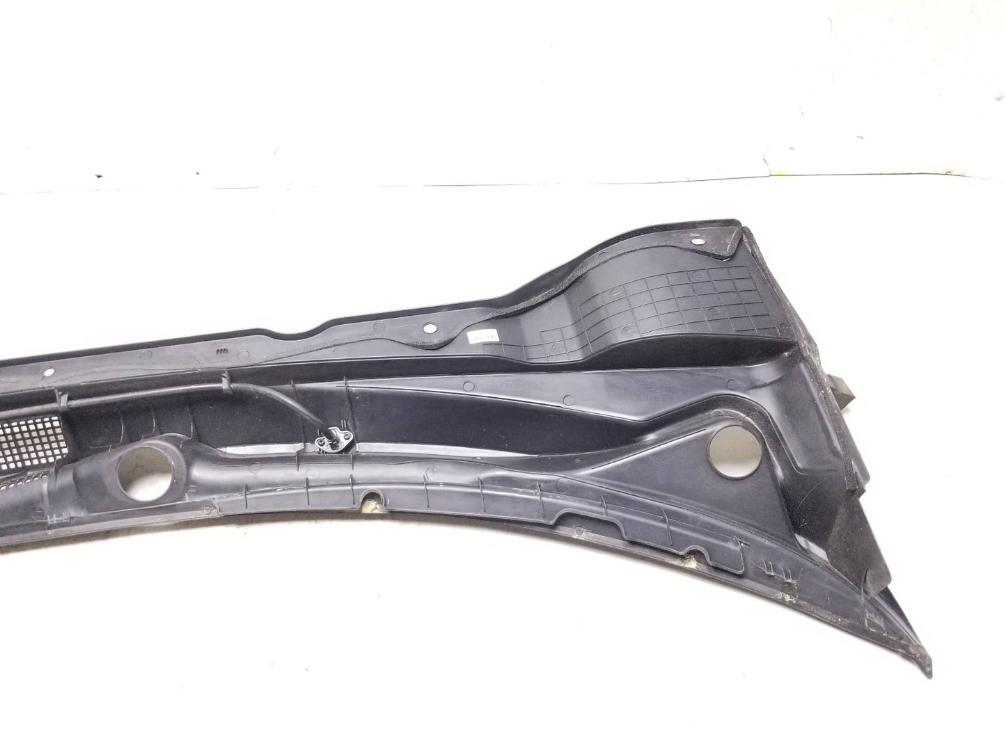 2014 - 2019 Kia Soul Front Windshield Wiper Cowl Trim OEM