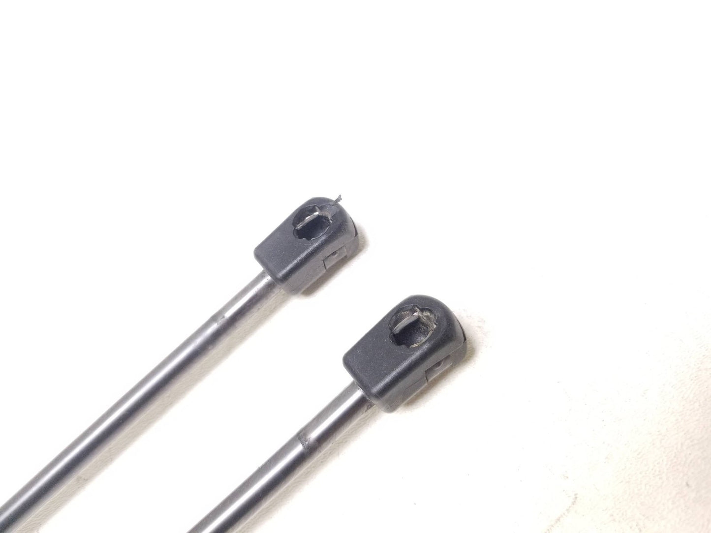 2014 - 2016 Kia Soul Trunk Lid Shock Strut Support Pair OEM