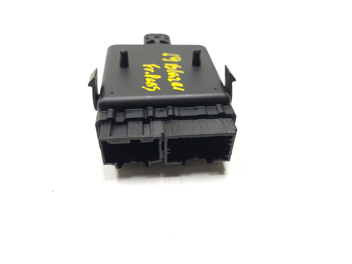 19-22 Chevrolet Blazer Rs Front Seat Control Module Passenger Right OEM
