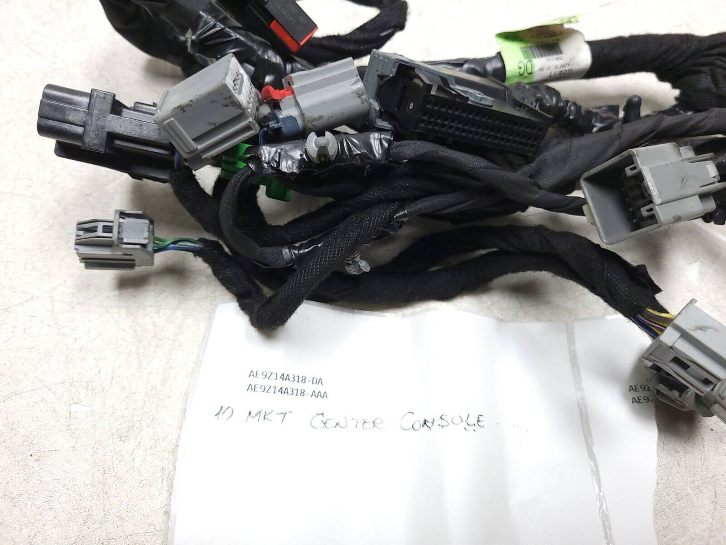 10-19 Lincoln MKT Center Console Wire Harness OEM