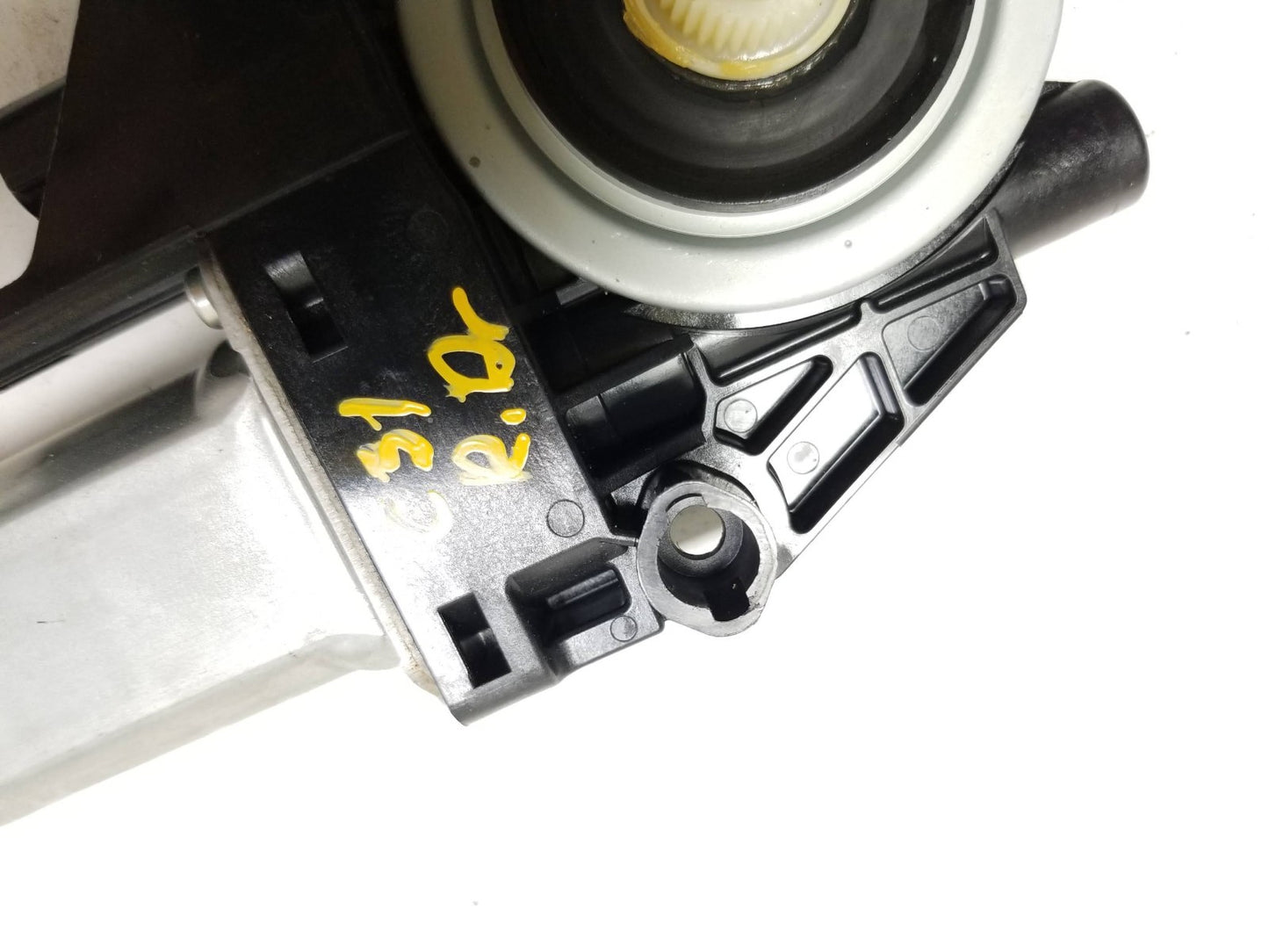 2011 - 2022 Jeep Grand Cherokee Window Motor Rear Driver Side Left OEM