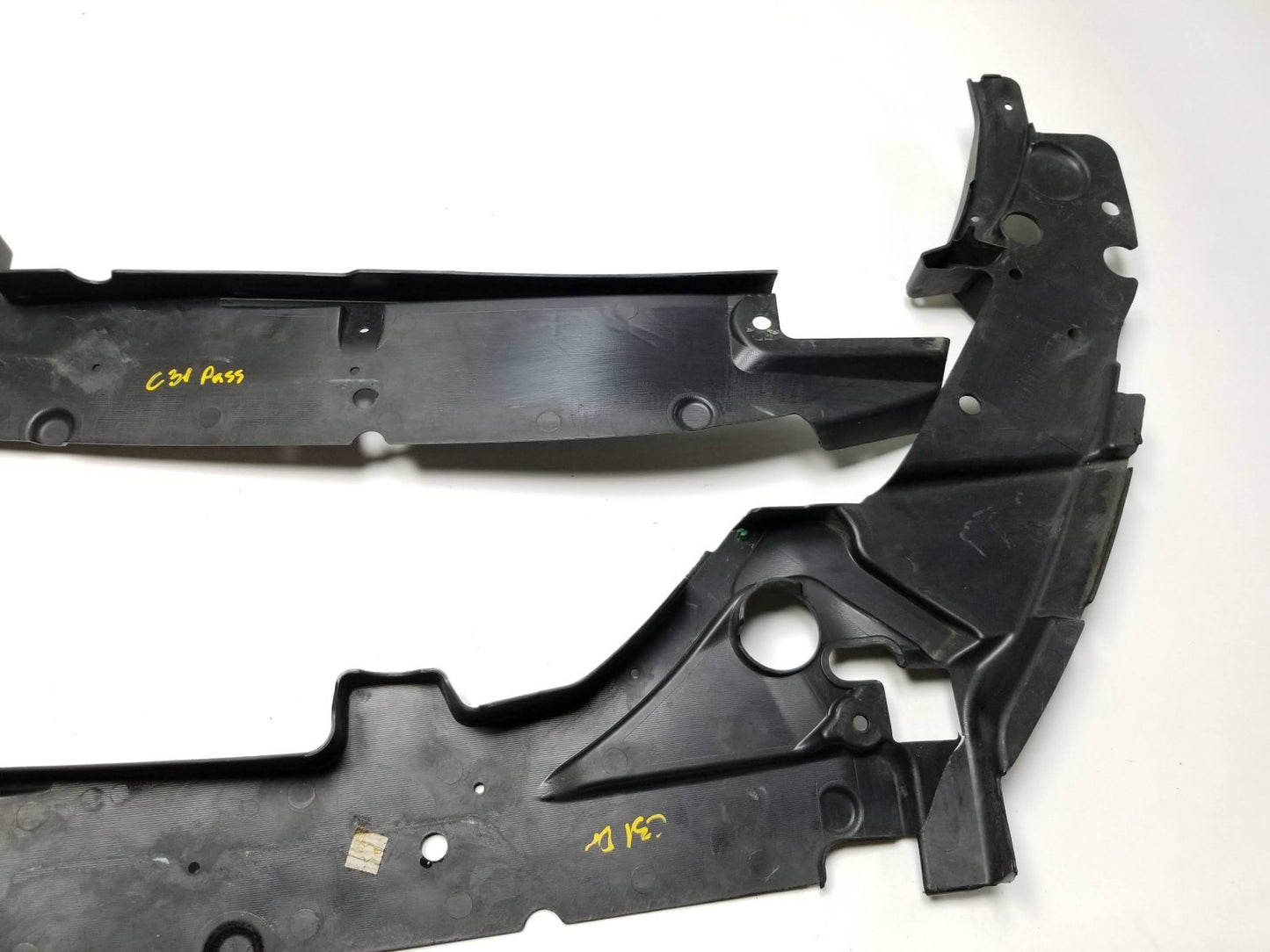 2012 Jeep Grand Cherokee Upper Trim Fender Panel Left & Right OEM