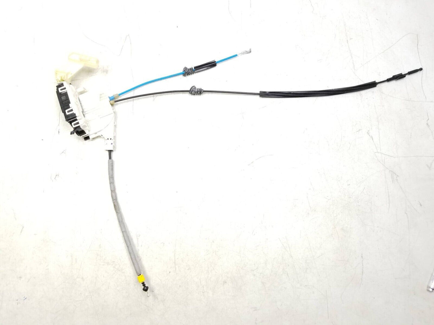 10-16 Mercedes W212 E350 E500 Door Lock Actuator Rear Passenger Side Right OEM