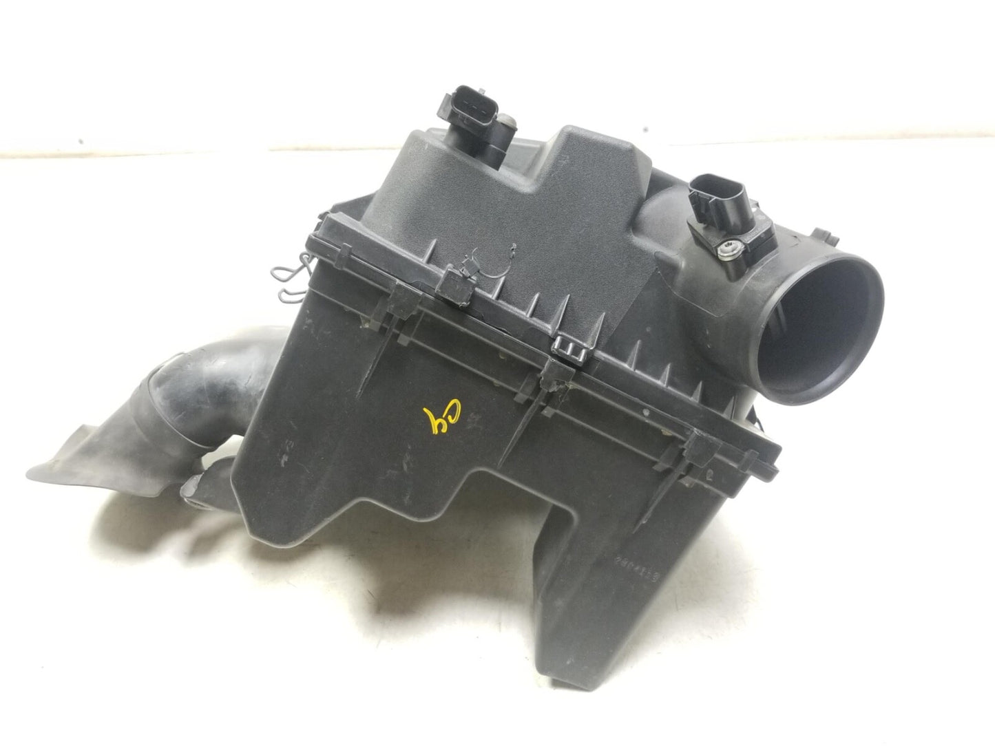 2010 - 2016 Cadillac SRX 3.0l Air Filter Housings Box OEM