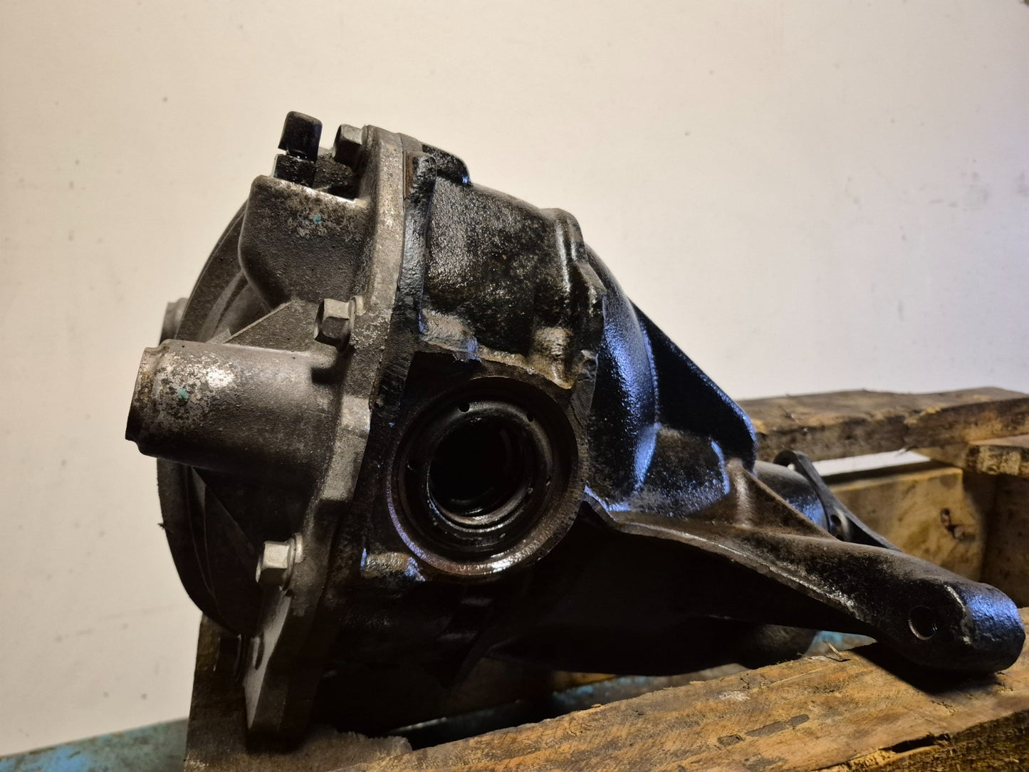 2013 Hyundai Genesis Rear Differential Carrier 2.0l OEM 111k Miles. Std 4.181 โ