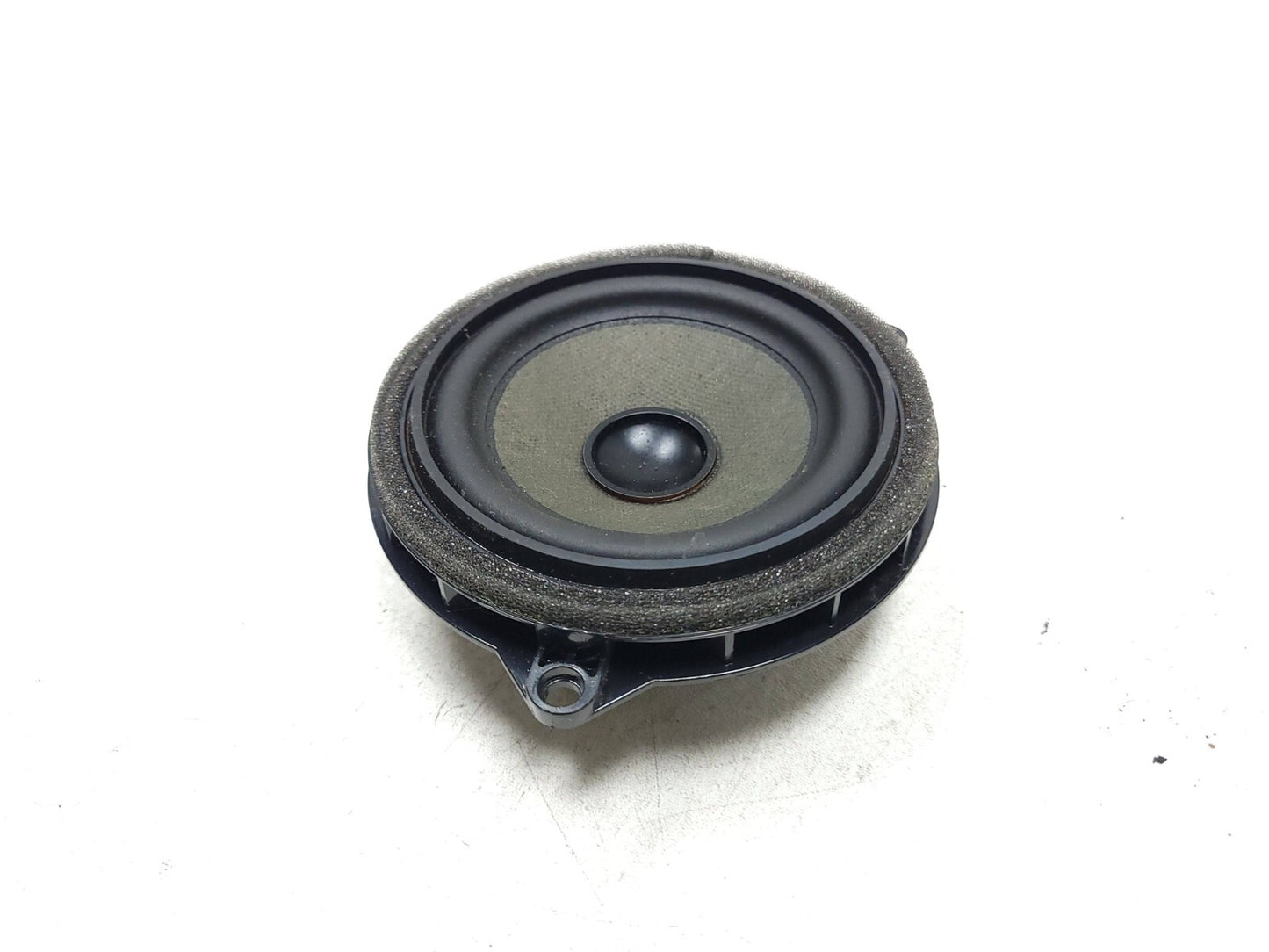 13-18 BMW 330xi F30 Door Dash Alarm Handsfree Speaker OEM β
 76k Miles
