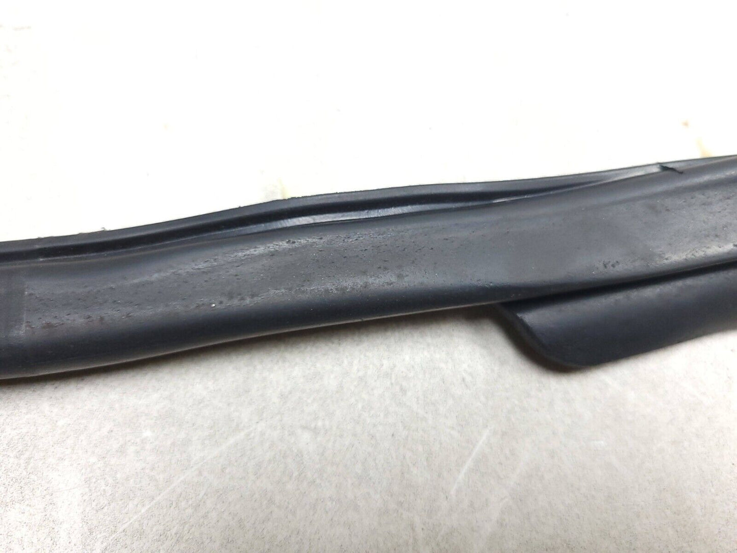 07-09 Mitsubishi Outlander Door Weatherstrip Seal Rear Passenger Side 2pcs OEM
