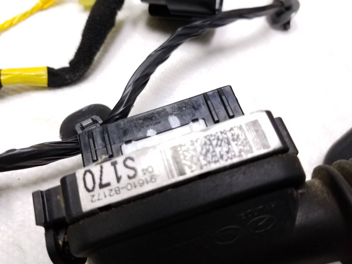 2014 - 2016 Kia Soul Door Wire Wiring Harness Front Passenger Side Right OEM