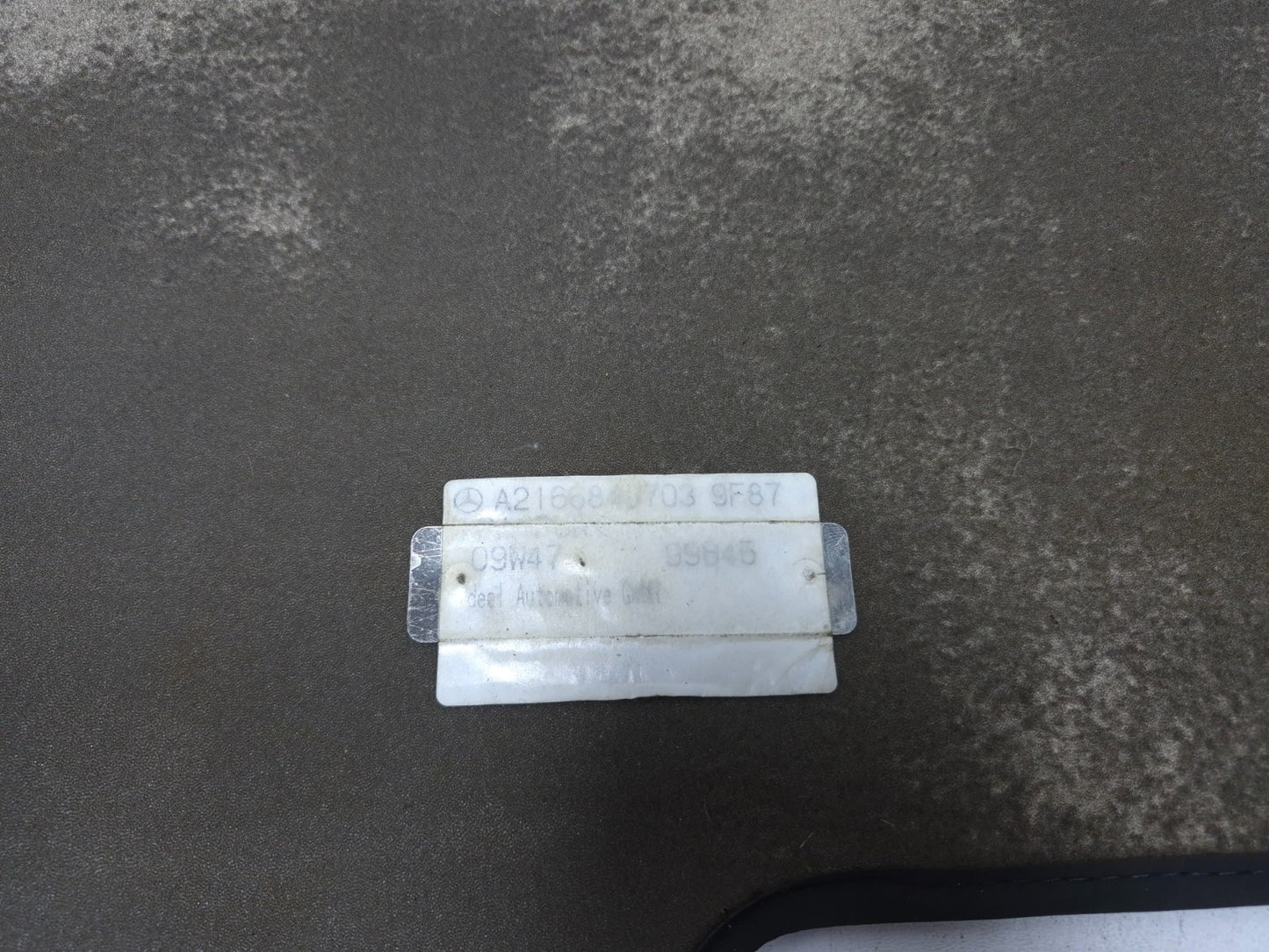 2010 Mercedes S400 Floor Mat Carpet 4 Pcs OEM