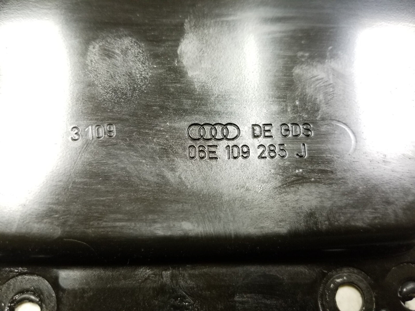 2009 - 2012 Audi Q5 Engine Timing  Housing Cover OEM