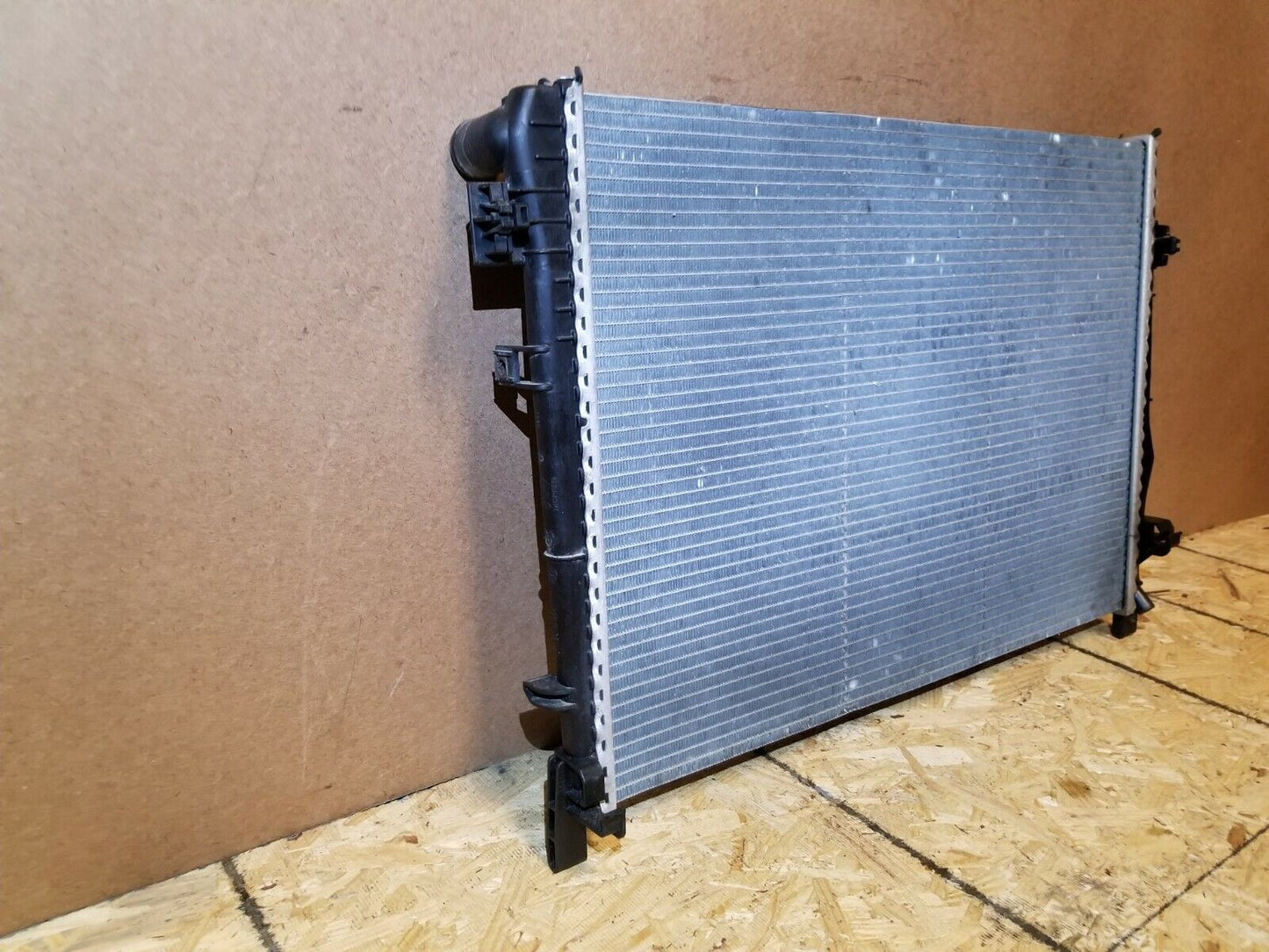 12 13 14 15 16 Dodge Journey Radiator 68038238aa OEM 54k