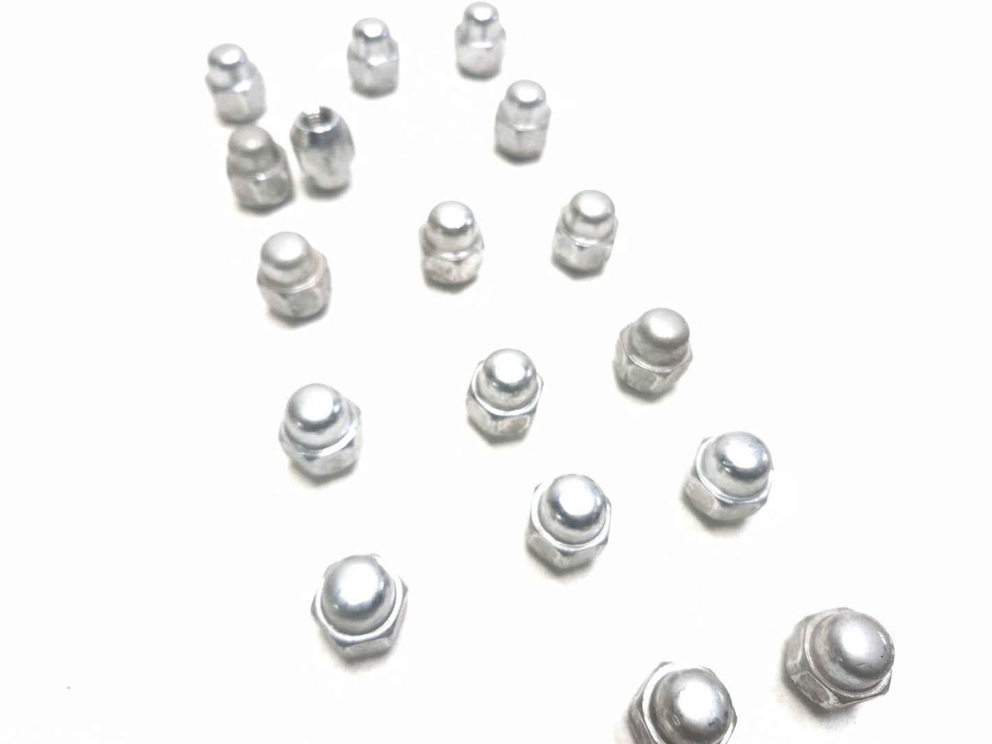 2019 Hyundai Kona Wheel Lug Nut 18 Pcs OEM