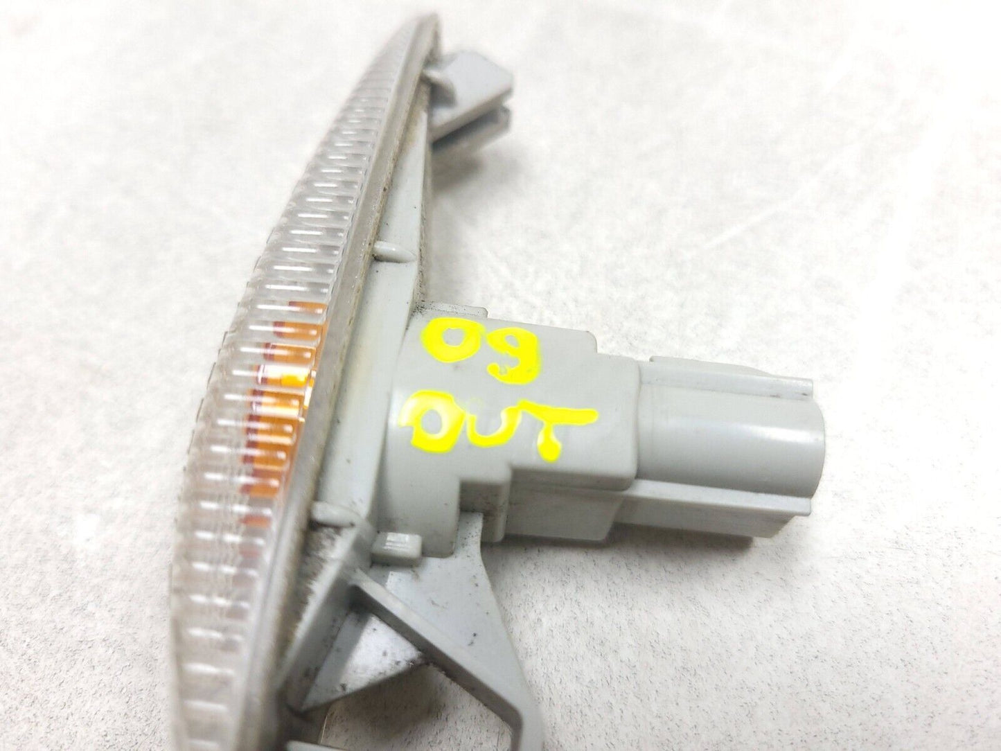 2007-2013 Mitsubishi Outlander Front Side Marker Light Pair OEM