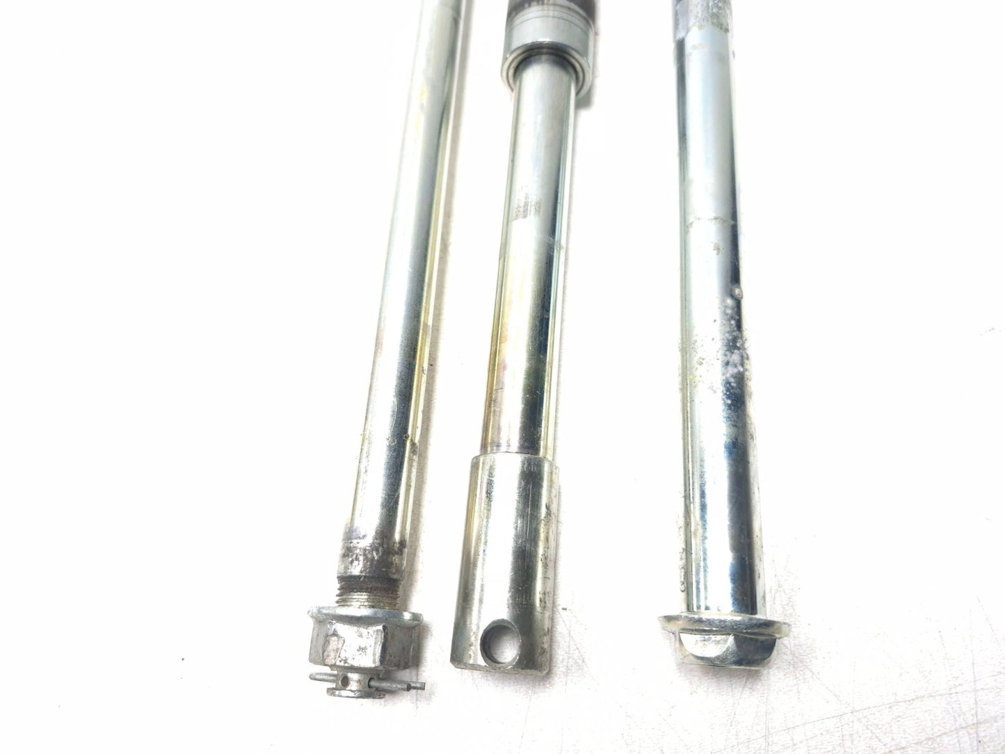 2004 Kawasaki Vulcan 800 Vn800 Wheel Axle Front & Rear W/ Pivot Bolt OEM