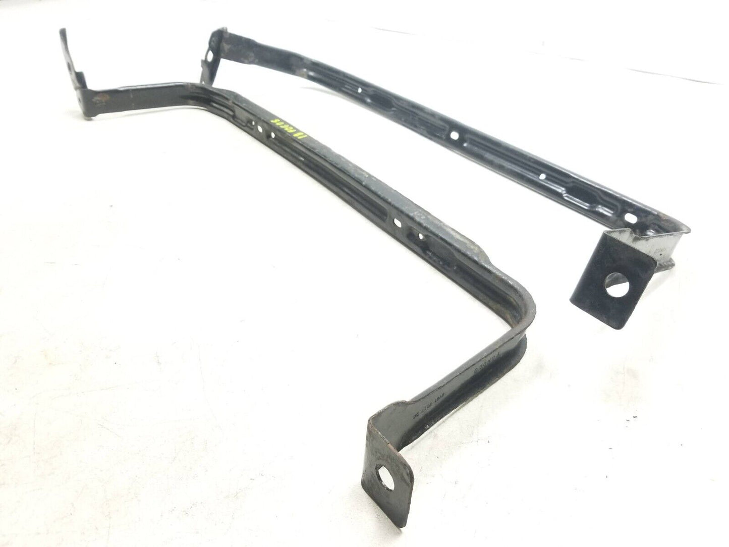 12 - 14 Ford Focus Fuel Tank Strap Bracket Pair Av61-9057 OEM