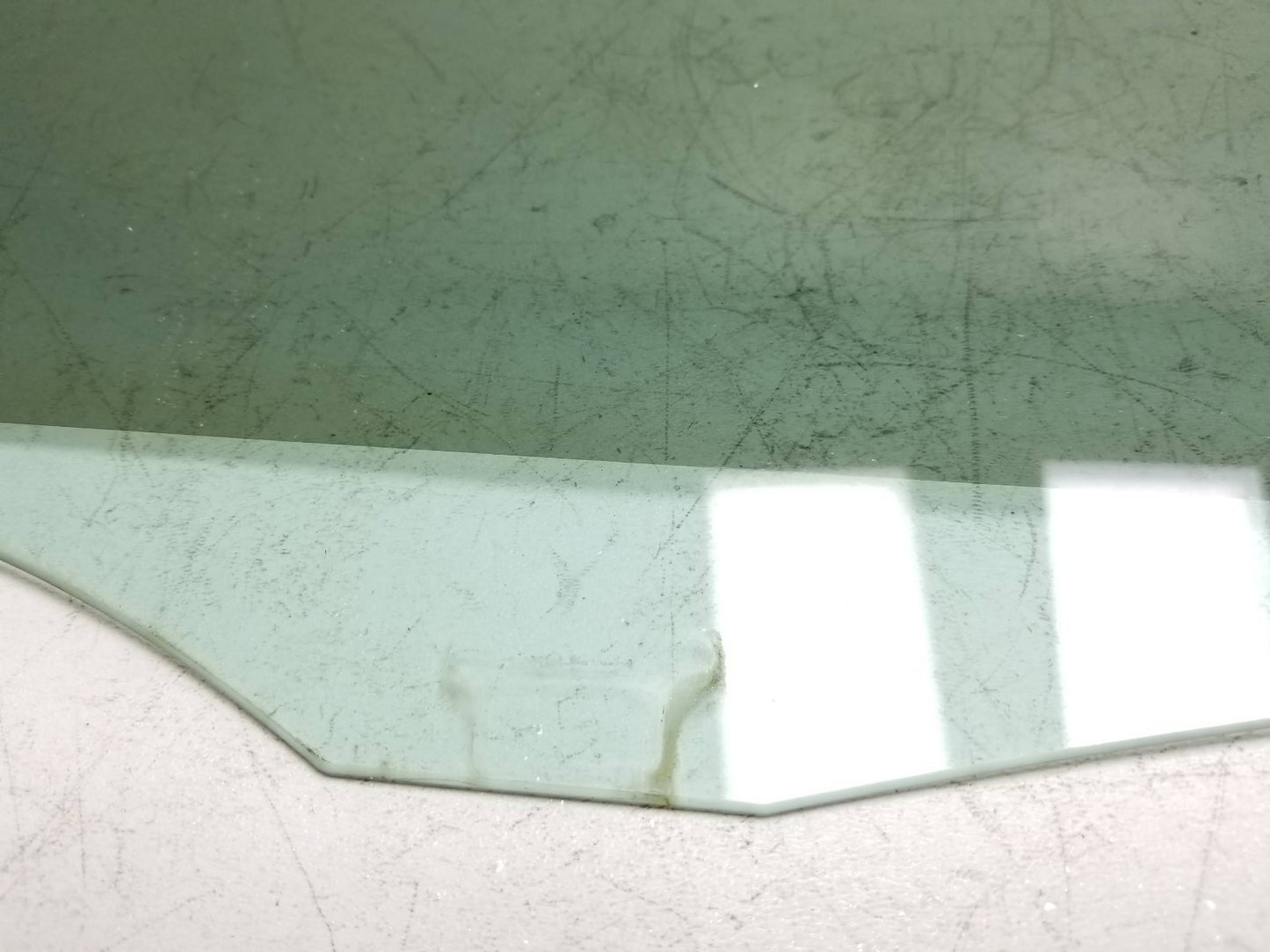 2010 - 2014 VW Golf GTI R32 Door Window Glass Front Passenger Right OEM