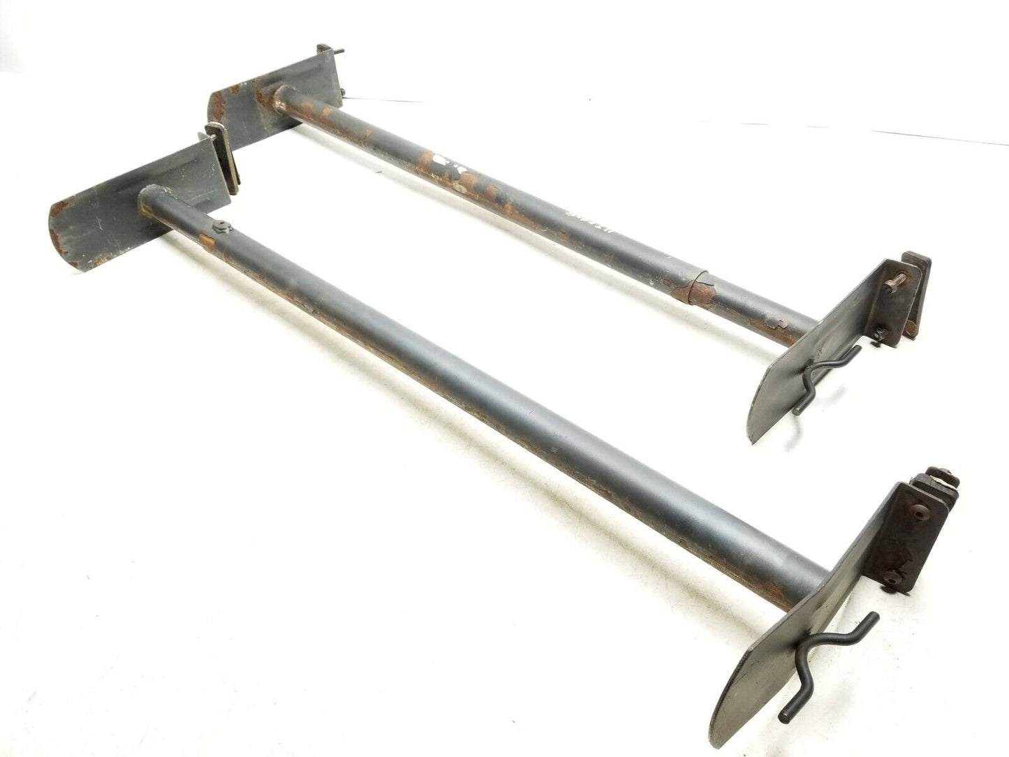 10 - 13 Ford Transit Connect Roof Rack Cross Bar