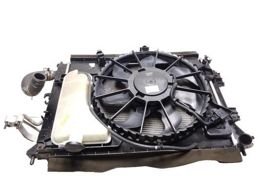 2014 - 2019 Kia Soul Radiator Cooling W/ AC Radiator OEM