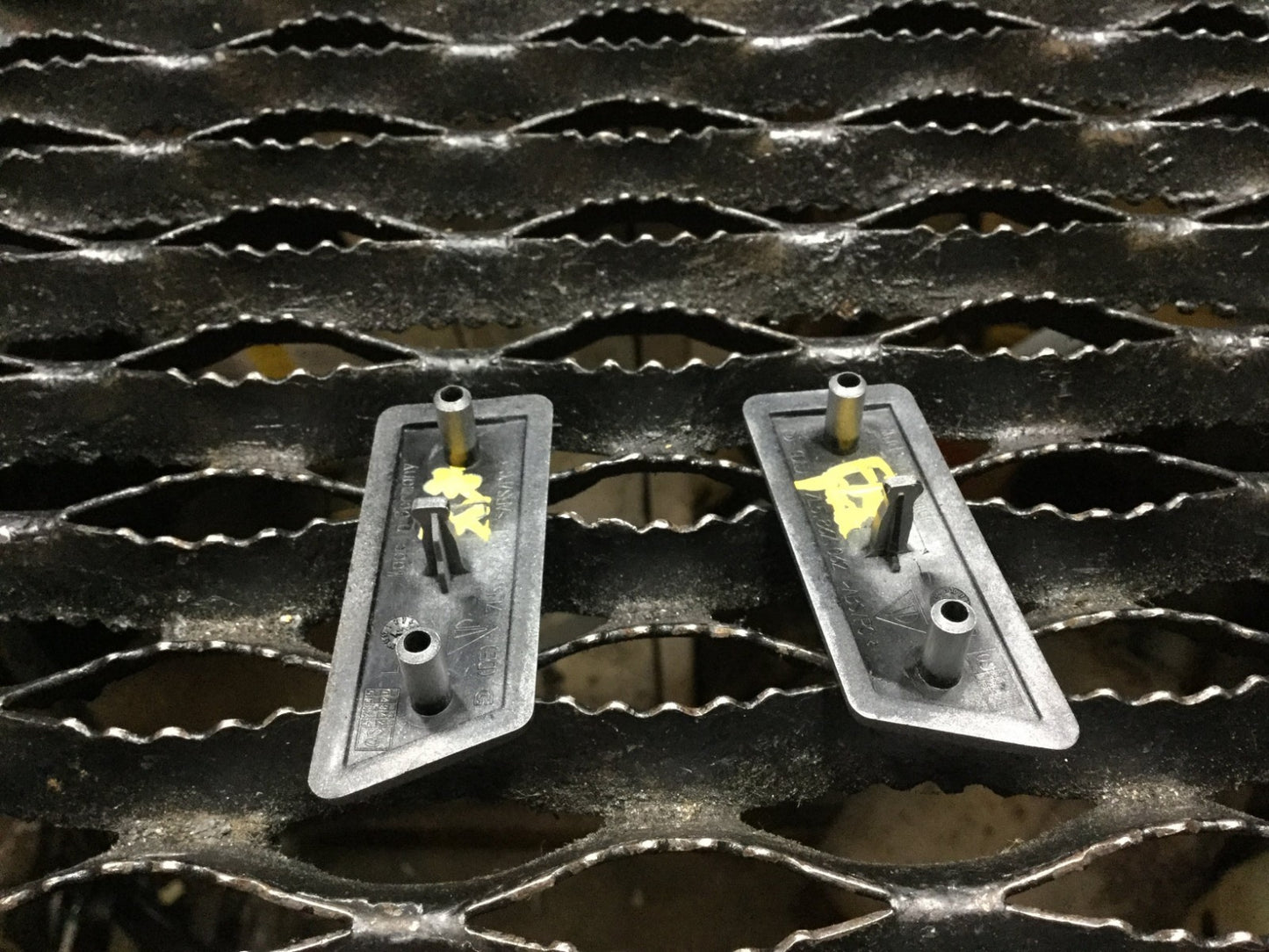 04 05 06 Porsche Cayenne Interior Door Trim Panel Cover Pair Front Right & Left