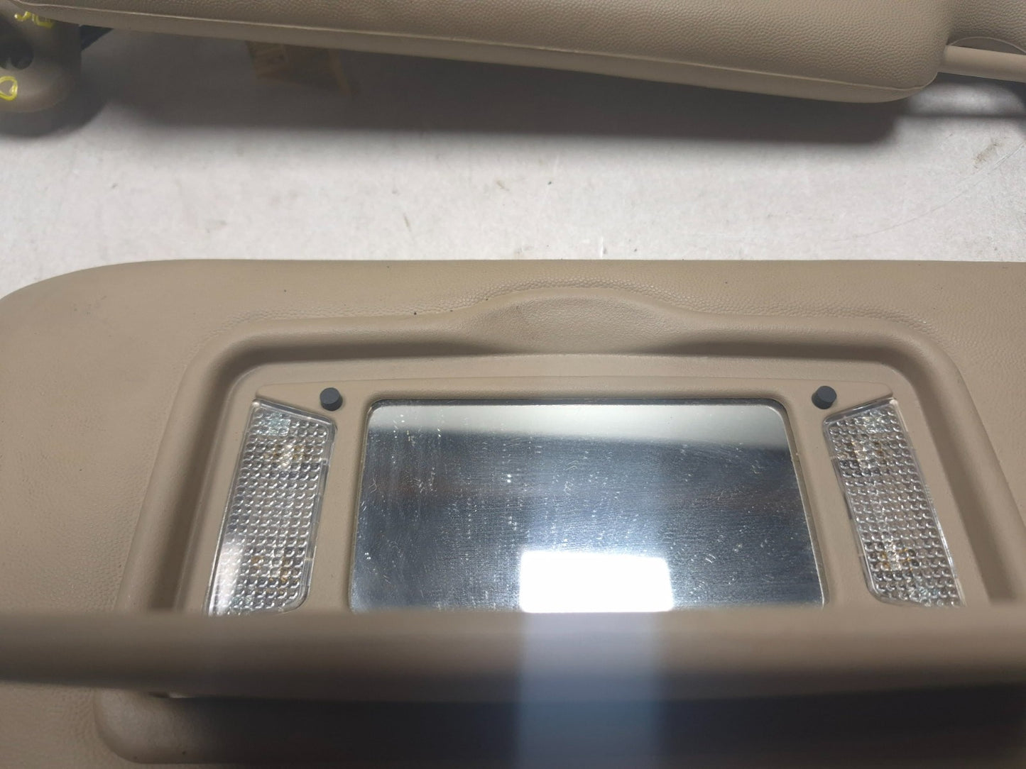2007 Cadillac SRX Sun Visor Left & Right OEM