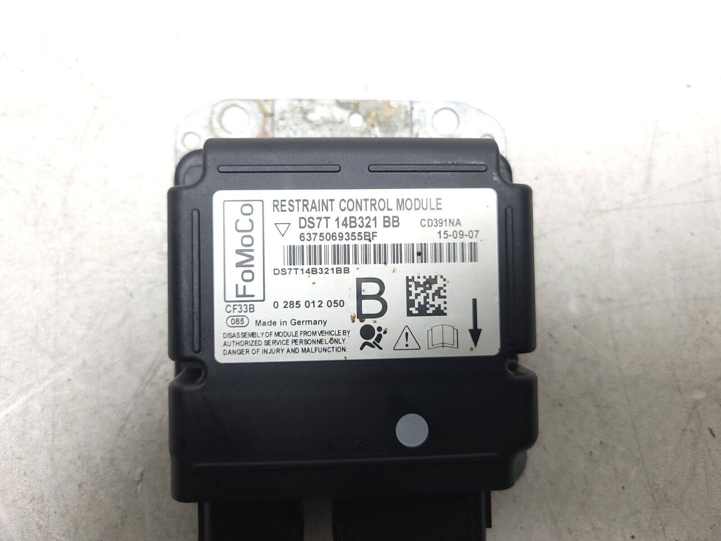 2013 - 2016 Ford Fusion Control Module Computer Ds7t-14b321-bb OEM
